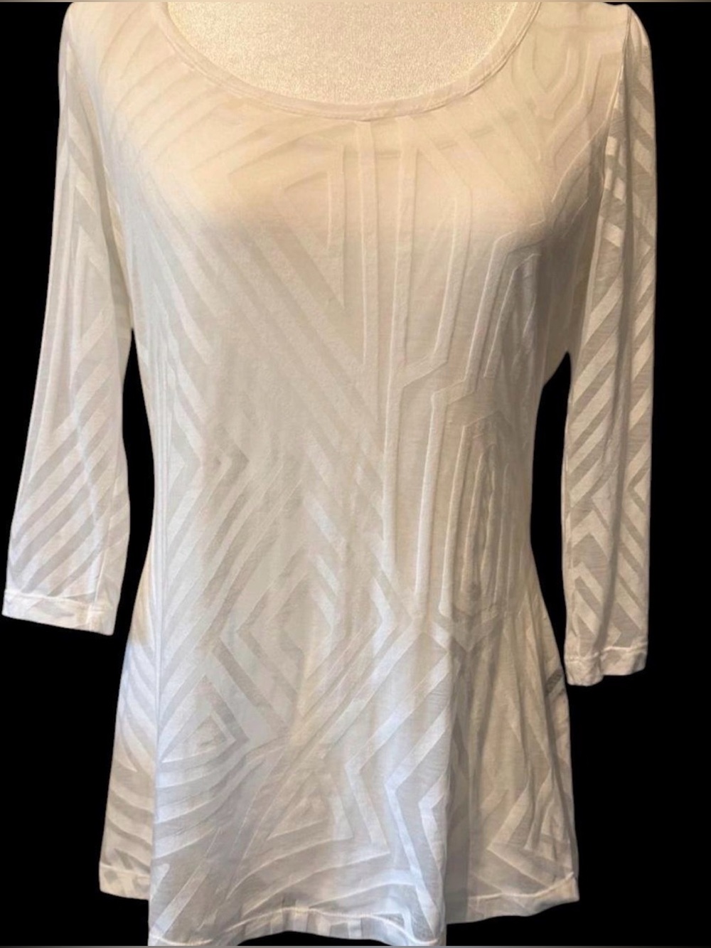Lynn Ritchie Silver White Geometric Pattern Scoop-Neck Top - Picture 1 of 10